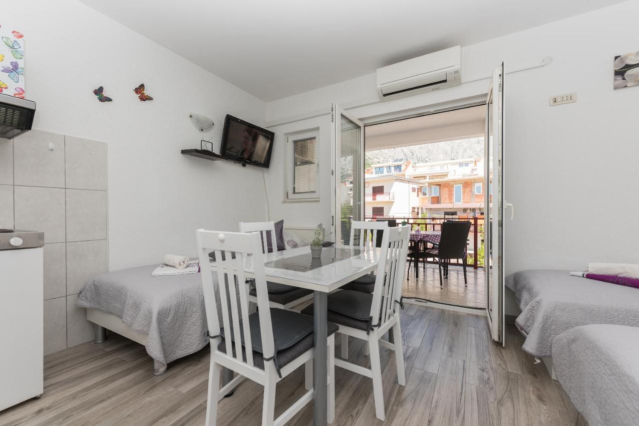 Apartmani Franko Baska Voda Exterior photo