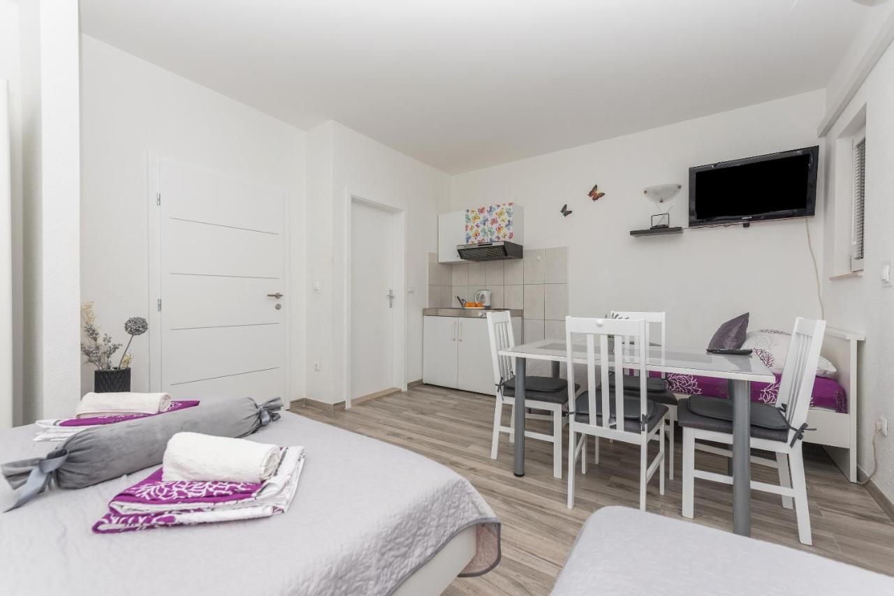 Apartmani Franko Baska Voda Exterior photo